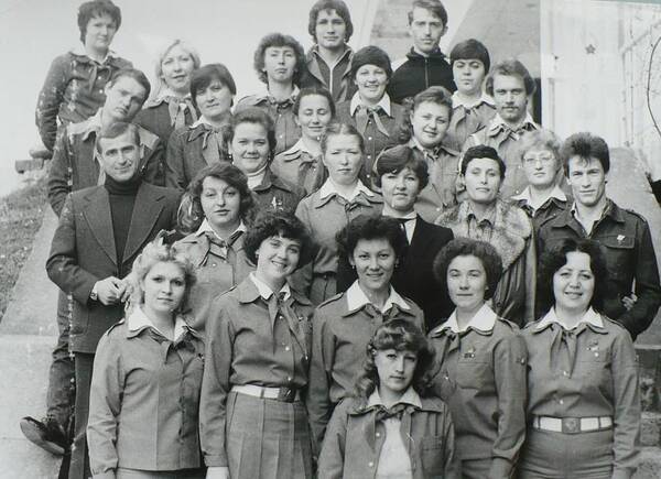 1982.