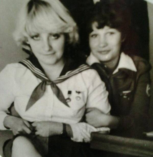 Анна Семёнова и Елена Николаева