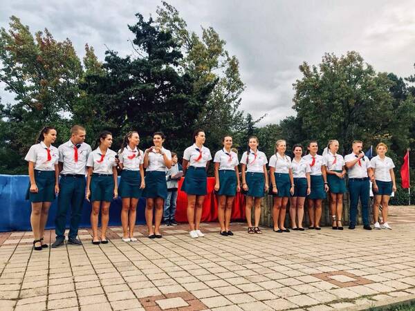 d7OBDSo1QWY.jpg   стремит