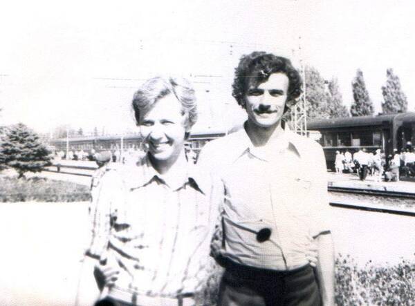 Октябрь 1979 г. Туапсе. Петров Саша и Асеев Дима.