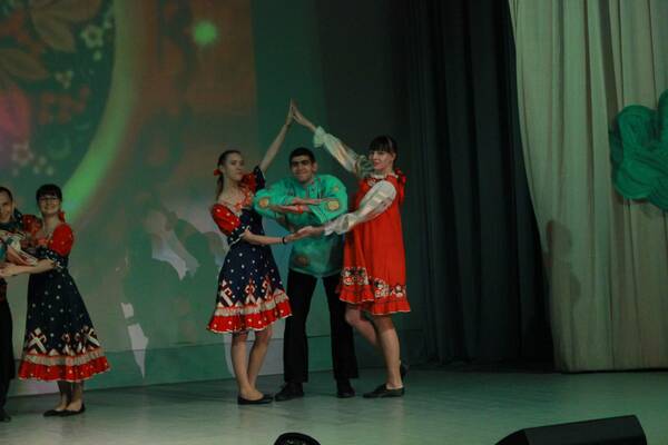 CHn 5irMjZ4.jpg стр