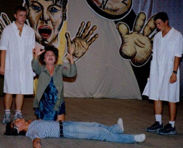 1998. Сценка Мы снимаем кино