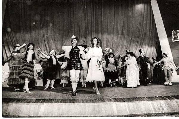 Спектакль Золушка. Звёздная.  1985
