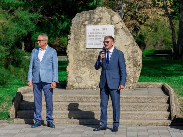 Церемония торжественного награждения коллективов детских лагерей — победителей конкурса педагогического мастерства К вершинам мастерства. 2018 год...............