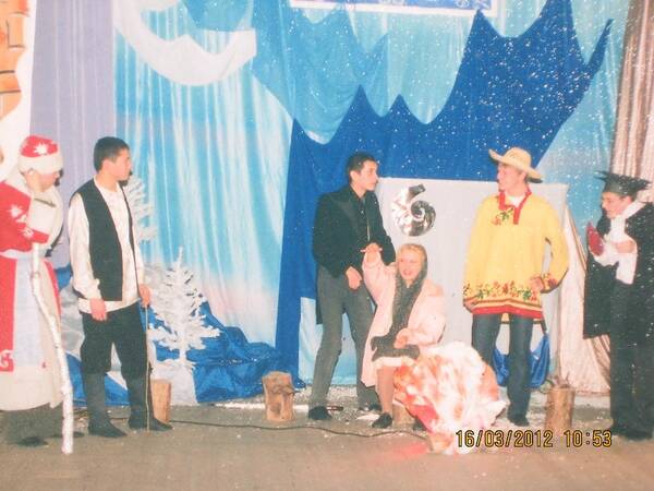 Спектакль Двенадцать месяцев.   ШПР 2005 г.